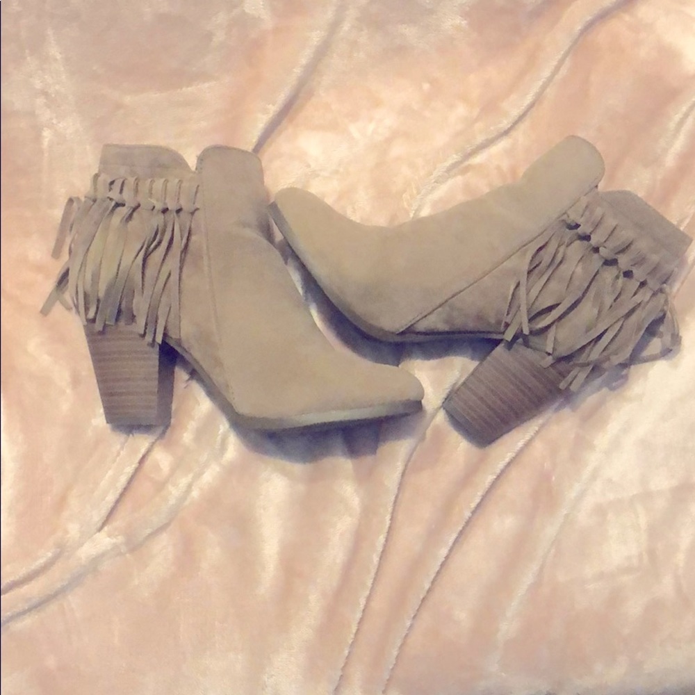 Fringed booties